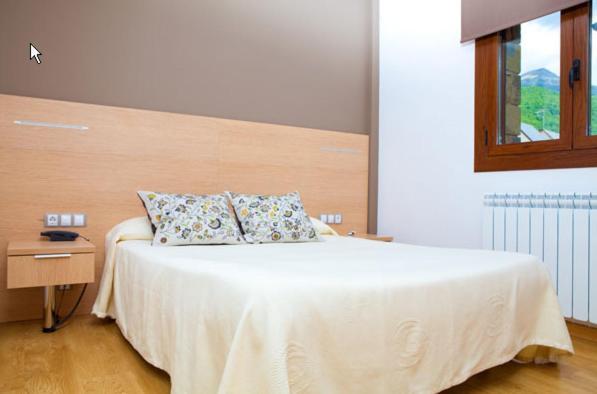 Apartahotel กาสเตฮอน เด โซส ภายนอก รูปภาพ